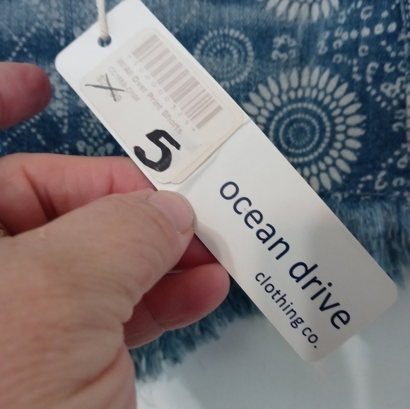 Ocean Drive Clothing Co. Cut off denim Shorty Shorts Sunburst print JR.5 NEW - Picture 4 of 8